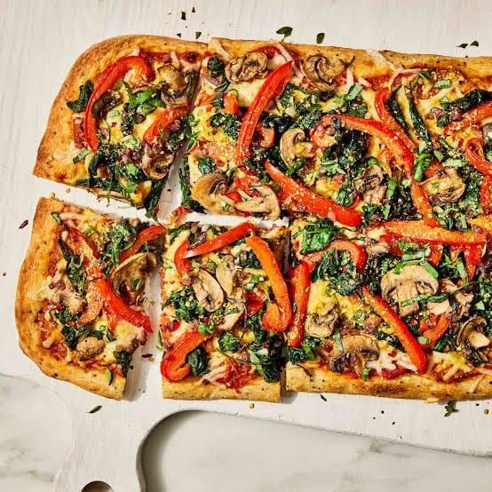 Selbstgemachte Pizza statt Tiefkühlware: Wie Sie monatlich hunderte Euro sparen