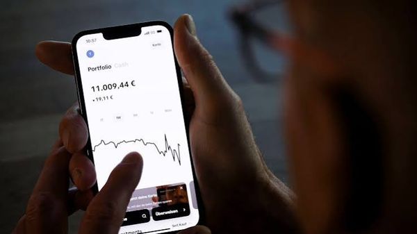 Trade Republic schafft Rückvergütungen ab – und verspricht: Gebühren bleiben niedrig