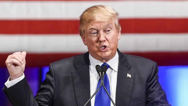 Trump triumphiert in Arizona: Seine Kandidaten räumen bei Primärwahlen ab