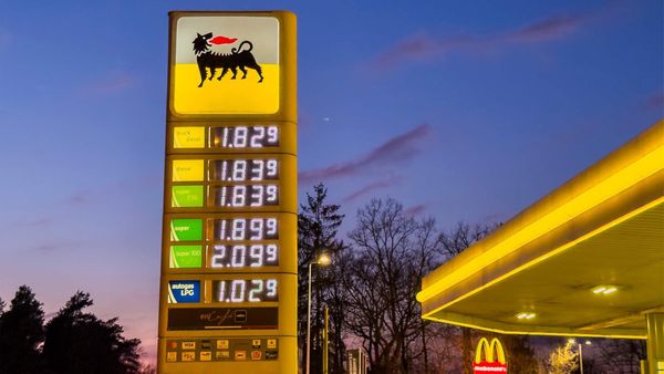 Benzinpreis-Geheimnis: Warum Mittags-Tanker bis zu 15 Cent pro Liter sparen