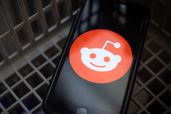 Reddit schlägt Alarm: Googles KI-Overviews zerstören das Traffic-Geschäftsmodell