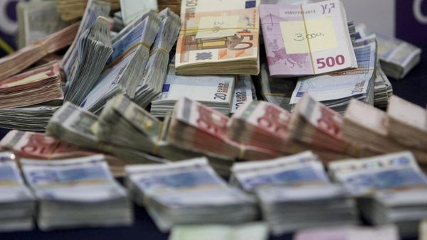 60-Millionen-Euro-Coup aufgeflogen: 800 Polizisten zerschlagen Geldwäsche-Imperium