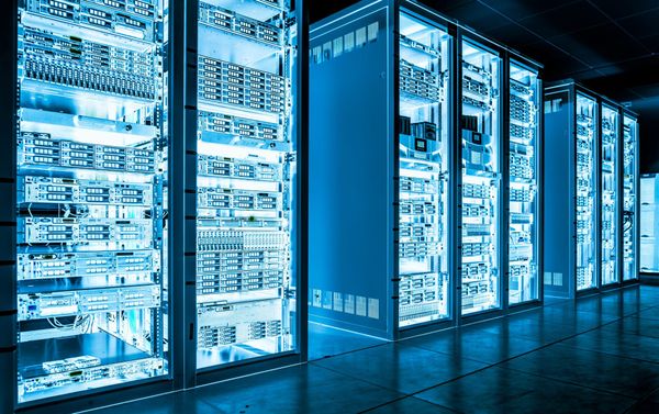 Datenbank-Explosion zwingt Europa zur Atom-Kraft zurück – Diese Konzerne profitieren