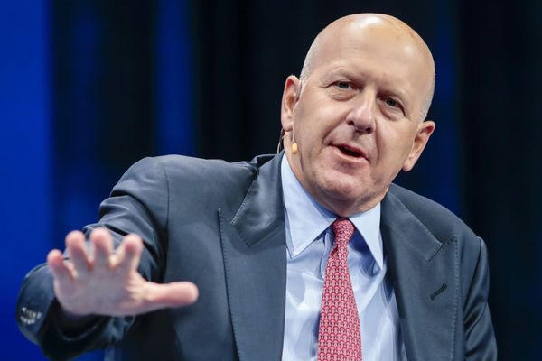 Goldman-Sachs-Chef Solomon packt aus: Warum Stablecoin-Rewards die Crypto-Reform blockieren