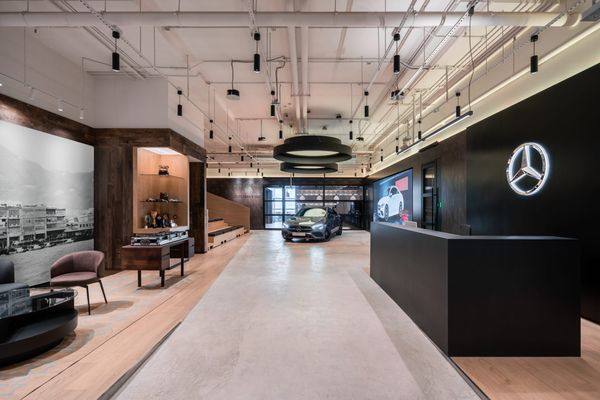 Mercedes-Benz kündigt Homeoffice-Regelung: Vier Tage Büropflicht sollen Standard werden