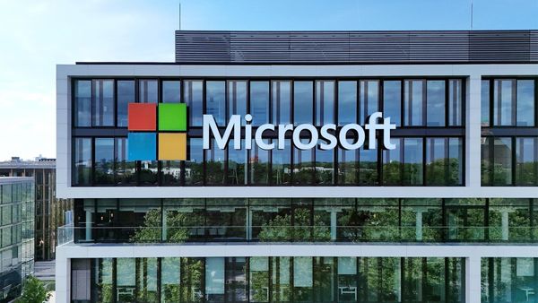 Microsoft soll bis 2031 auf 850 Milliarden Umsatz wachsen – zeigt das Eulerpool-Chart wirklich die Zukunft?