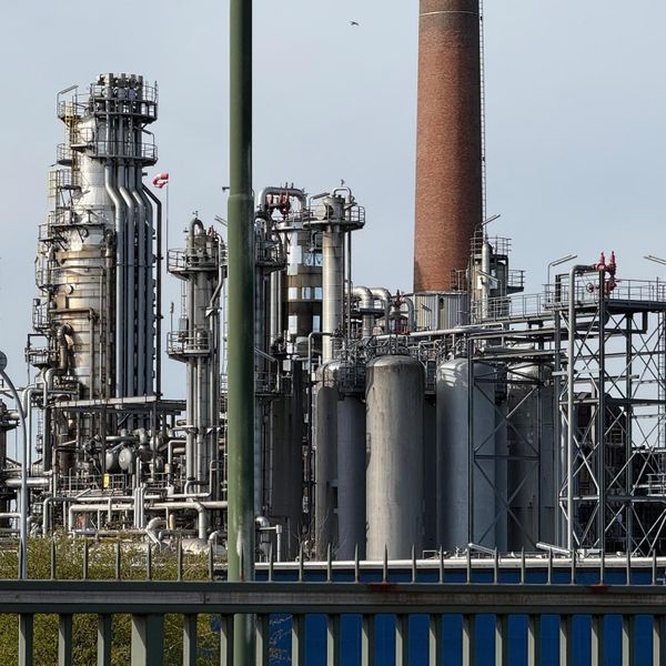 Raffinerie-Schock: Warum US-Ölkonzerne jetzt in die Bredouille geraten