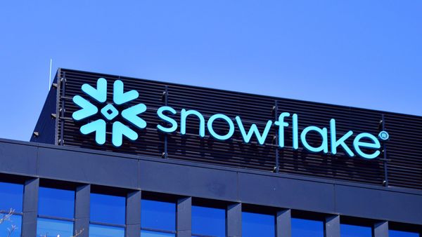 Snowflake explodiert: KI-Boom beschert dem Datenbankspezialisten ein Kursfeuerwerk