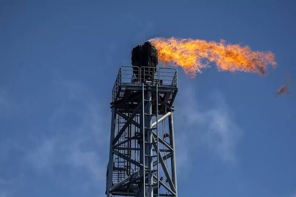 Ölpreise im freien Fall: Warum die Iran-USA-Verhandlungen die Märkte schockieren