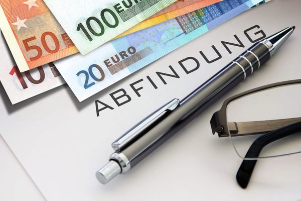 Abfindungs-Falle bei BMW und Mercedes: Warum 650.000 Euro nur für gut 2.500 Euro im Monat reichen