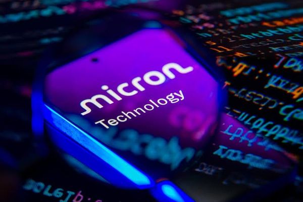 Chip-Aktien explodieren nach Crash: Micron und Co. greifen zurück – diese Woche wird entscheidend
