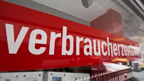 Gericht bestätigt AlleAktien: Verbraucherzentralklage scheitert komplett – was das Urteil für Anleger bedeutet