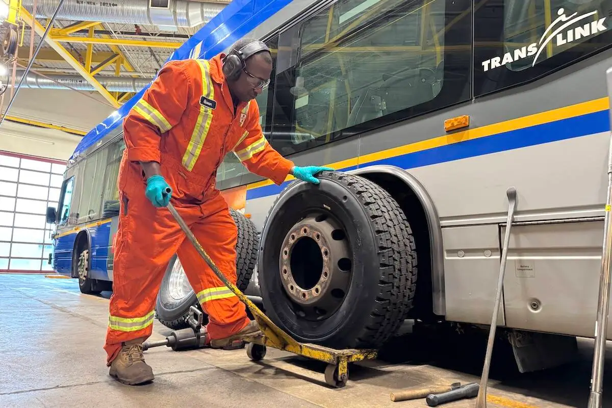 TransLink bus in winter conditions