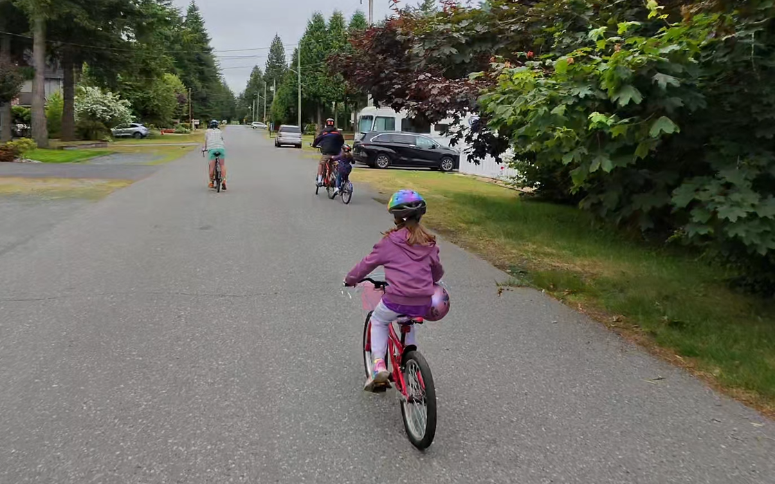 Langley Dad Gets Kids Biking to School in Weekly "Bike Bus"