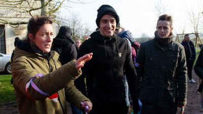 Tibo Inshape et des invités surprise nous ont aidés à planter 1000 arbres en une journée !