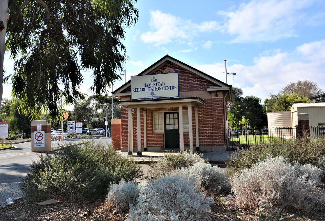 SA Govt to reopen facility for aged care residents as 220 lie in hospital beds