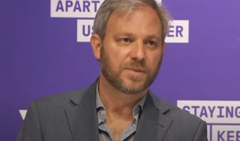 VIC update: 15 new cases and one death as mystery cases remain an issue