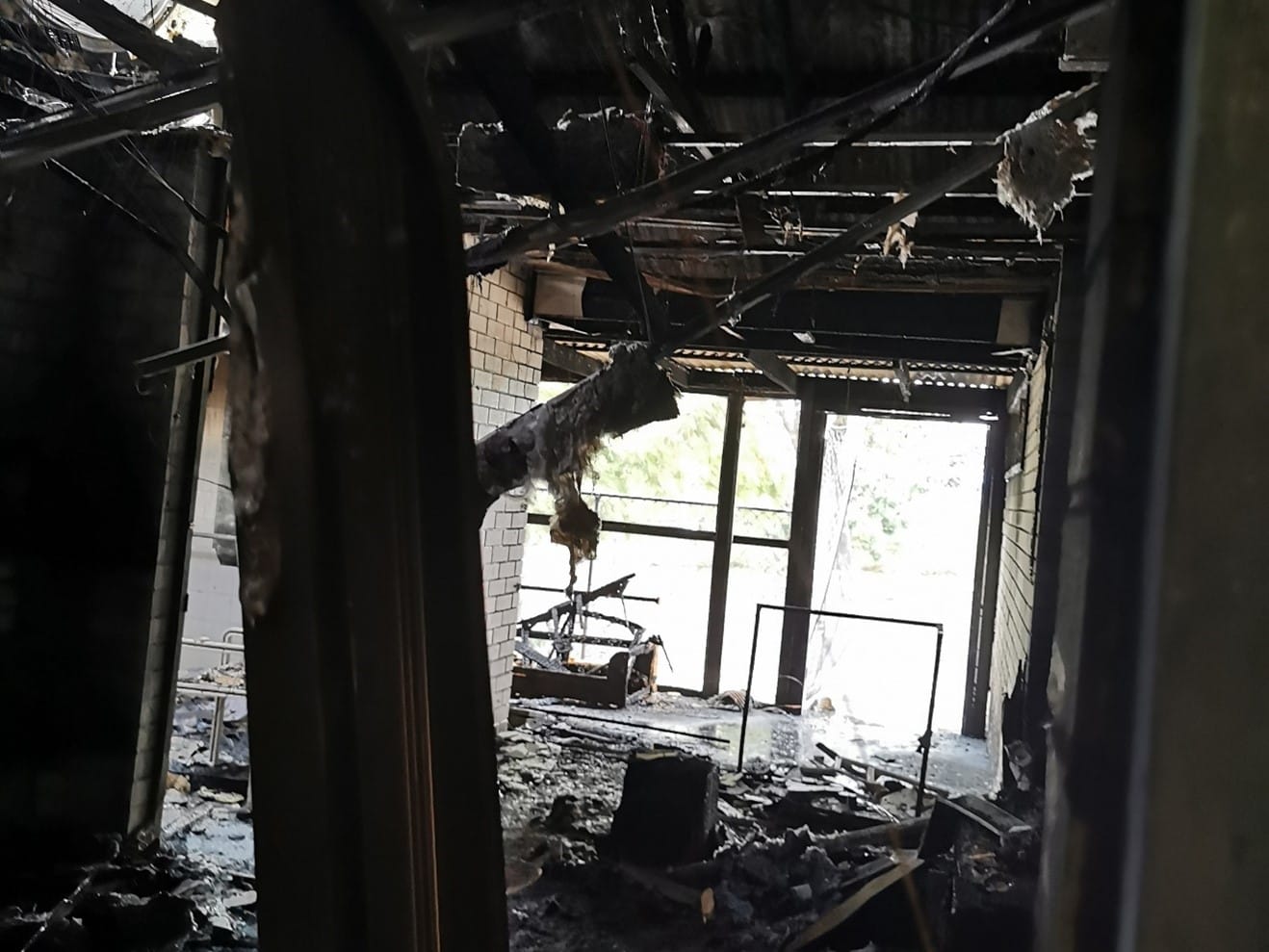 All residents and staff escape as Brisbane aged care home gutted by fire