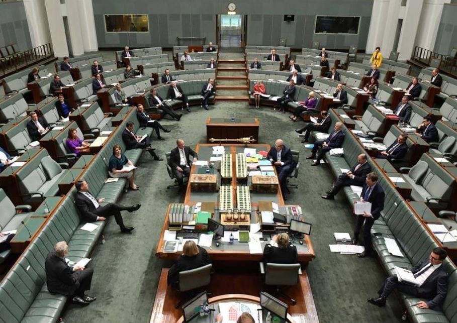 Aged care operators to be paid for residents who leave during COVID-19 – around 500 families supporting residents at home