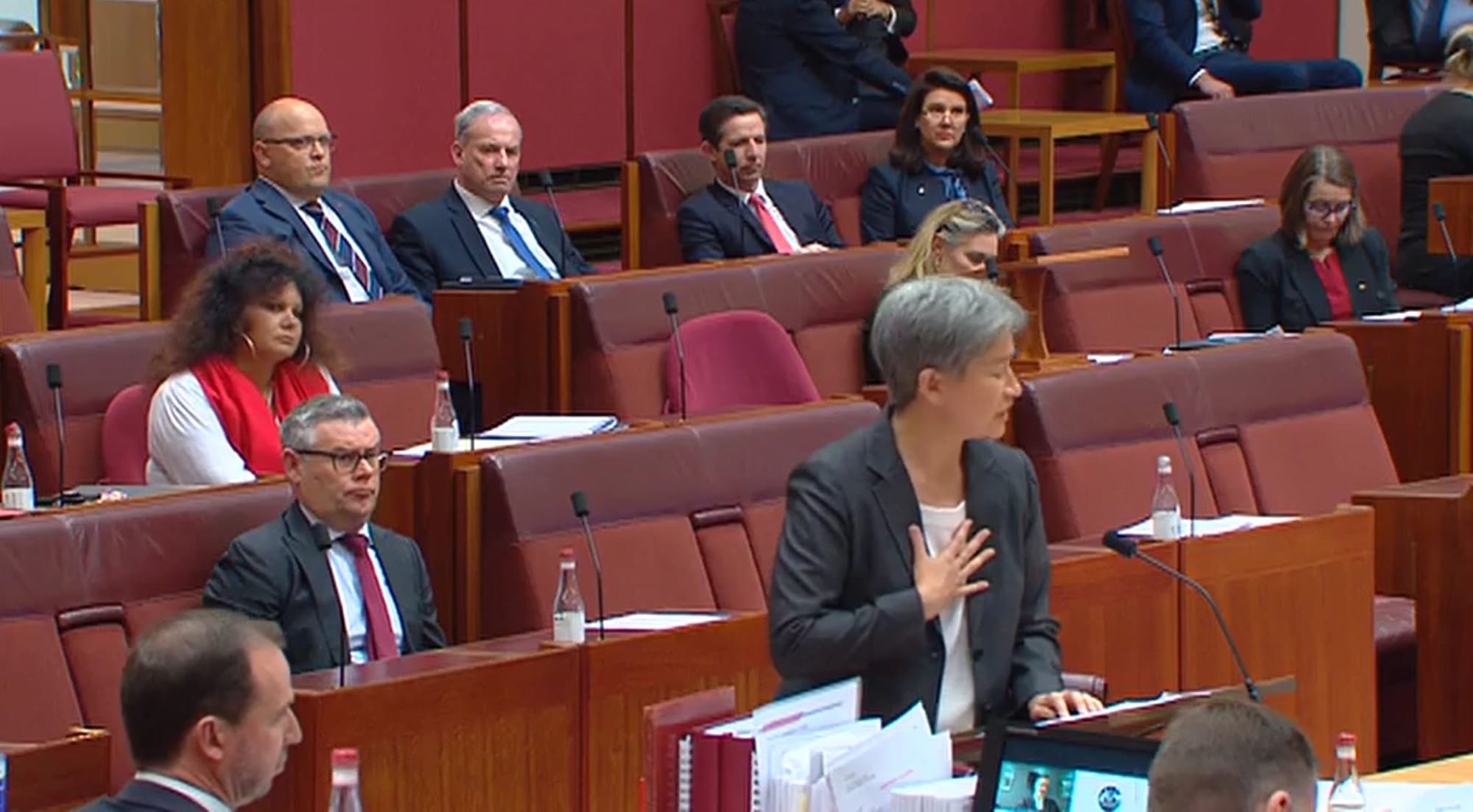 Senate votes to censure Aged Care Minister over COVID outbreaks – but can he take all the blame?