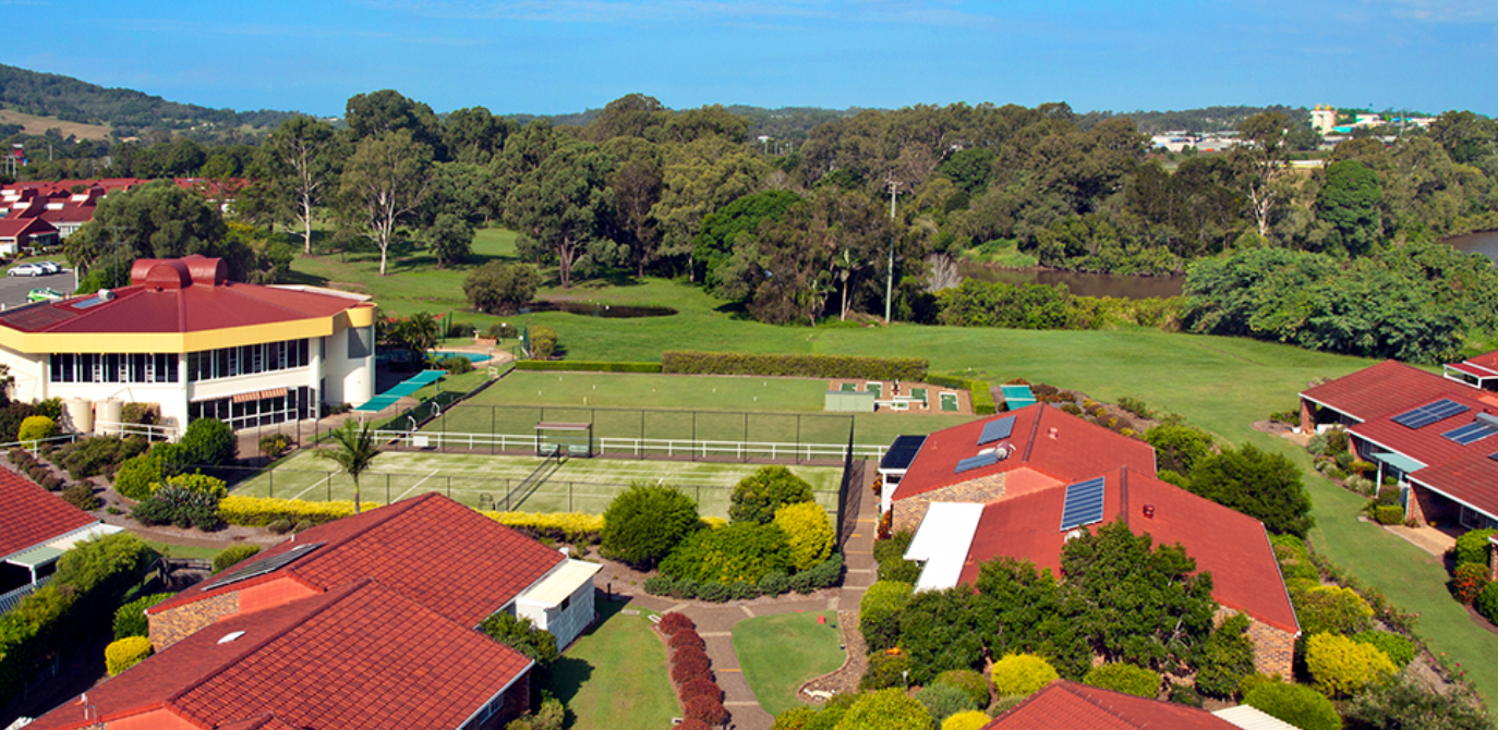 Two hospitalised after fire at south Brisbane retirement village