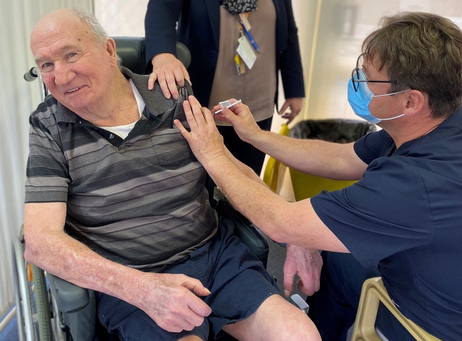 Fourth COVID-19 dose now available for aged care residents as cases in residential care continue to climb