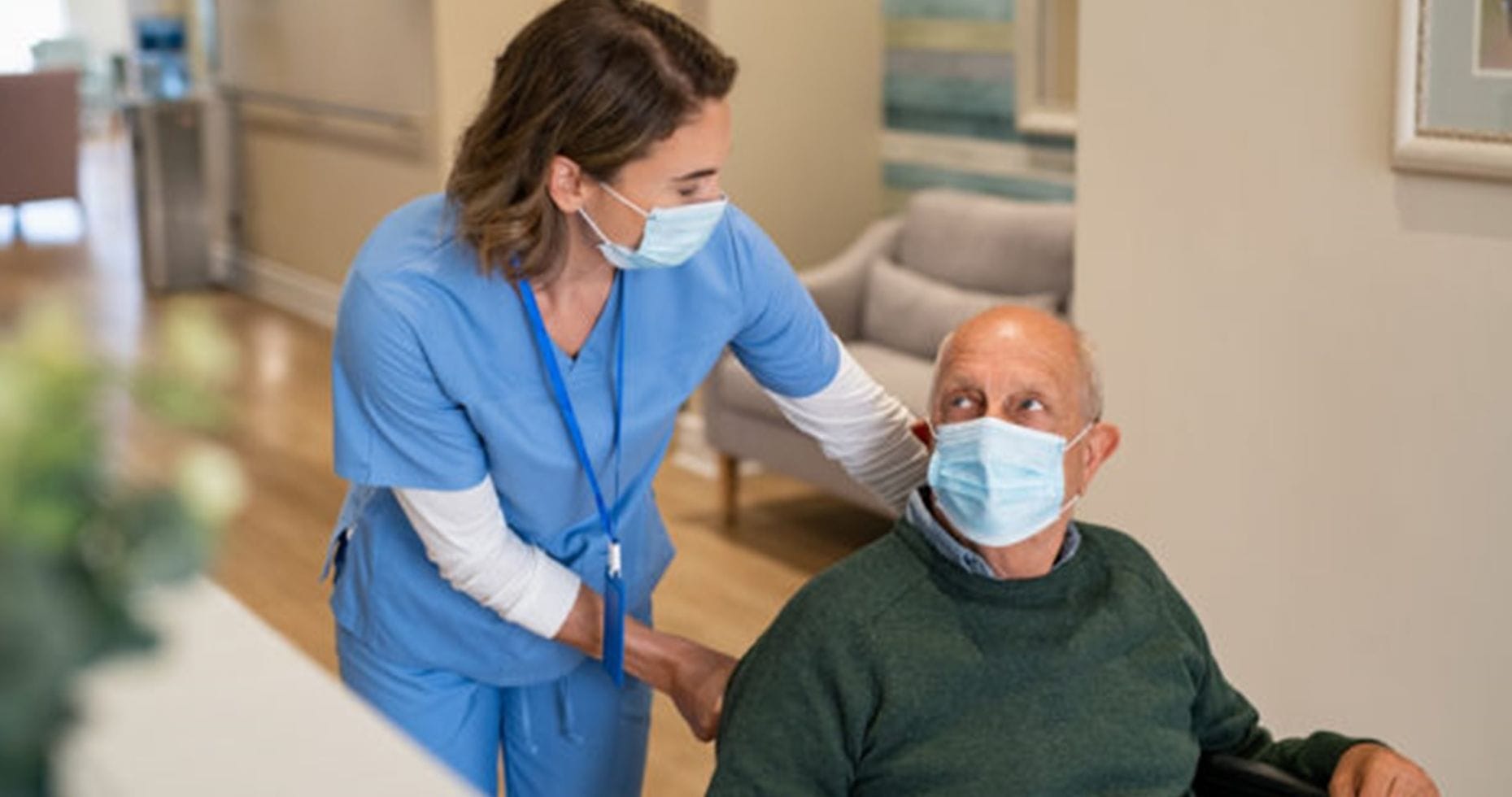 COVID-19 cases in residential aged care soar 113% in four weeks