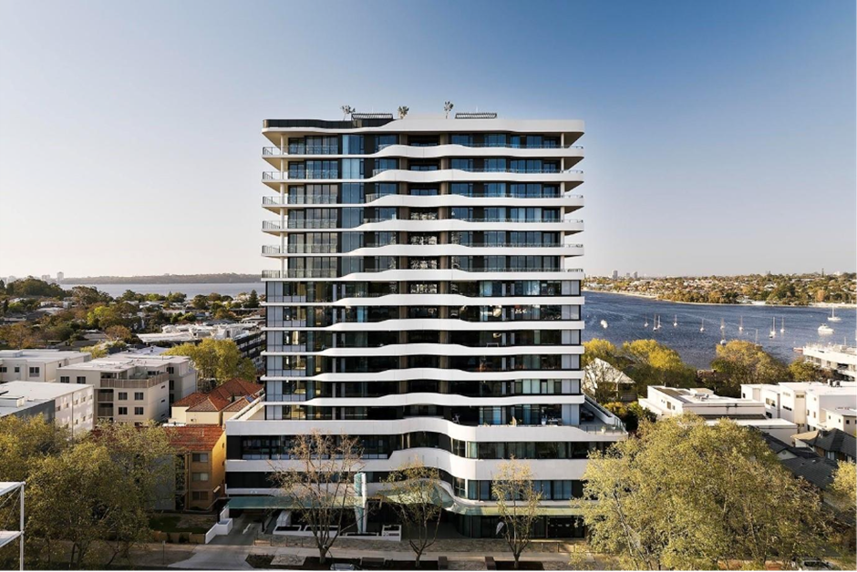 Grandton Applecross / John Frame