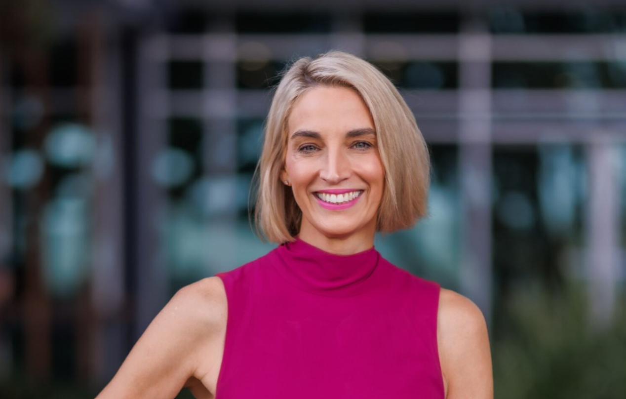 New SATURDAY magazine: Exclusive interview with Melissa Argent 
                                                    post image