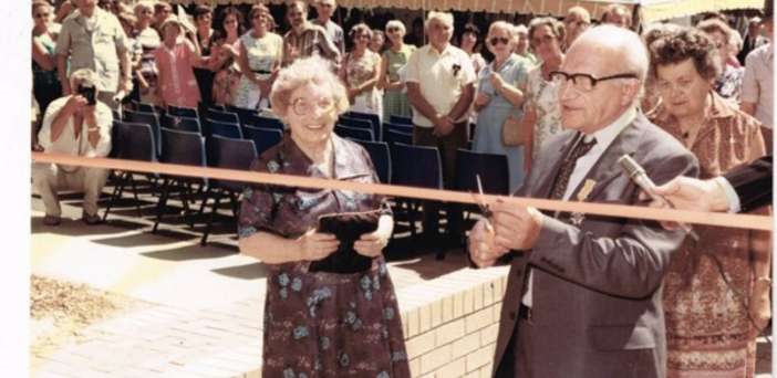 Pioneers of Juliana Retirement Village in Miranda, Sydney, honoured in library display post image