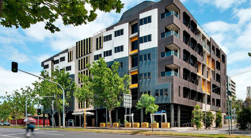 Australian Unity releases statement on three positive COVID-19 tests in central Carlton post image