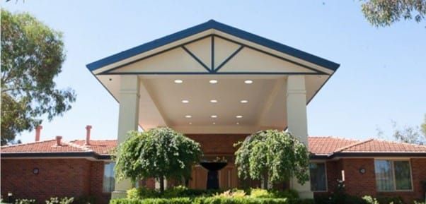 Hotel quarantine security guard traced to Melbourne aged care outbreak post image