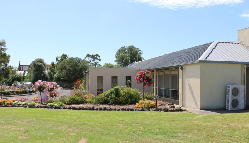 Regional Victorian home achieves full accreditation as it announces 12 July closing date: no local nurses post image