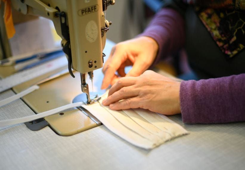 US: California re-issues order for aged care homes to take in patients with COVID-19 after backlash – staff using ‘homemade’ PPE post image