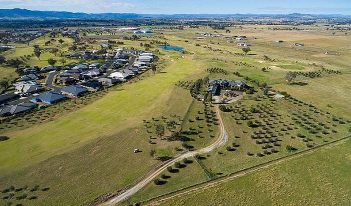 NSW: Tamworth council rejects $30M land lease community on local golf course post image