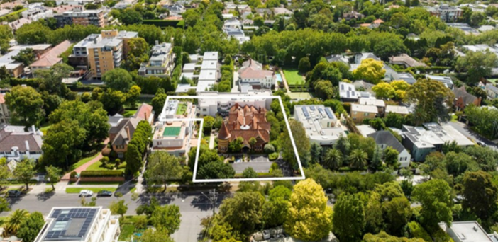 Private provider lists historic Melbourne aged care home for sale post image