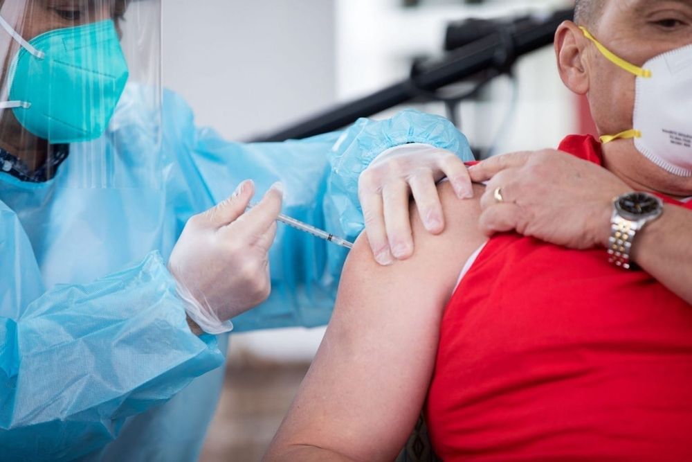 1,198 aged care homes have COVID-19 as cases surge post image