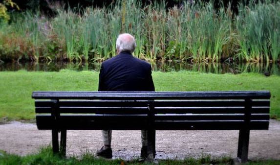 Aged care expert calls for regular ‘depression screening’ in aged care homes post image