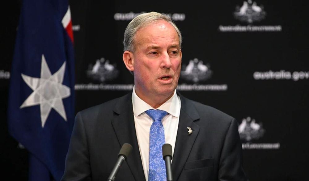 Aged Care Minister apologises to virus victims’ families in “grim” conversation – as sector hits back at accreditation threats over PPE post image