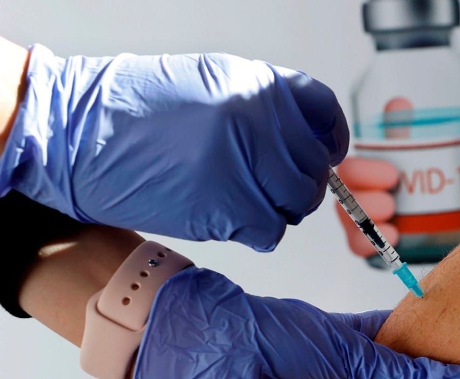 US retirement villages luring new residents with promises of COVID-19 vaccine post image