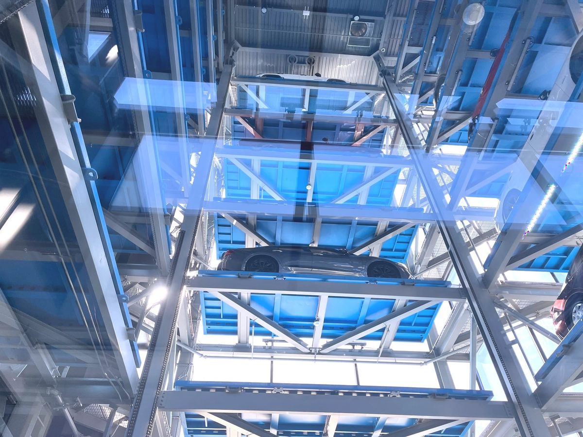 Buying, and then selling, a plug-in hybrid on Carvana