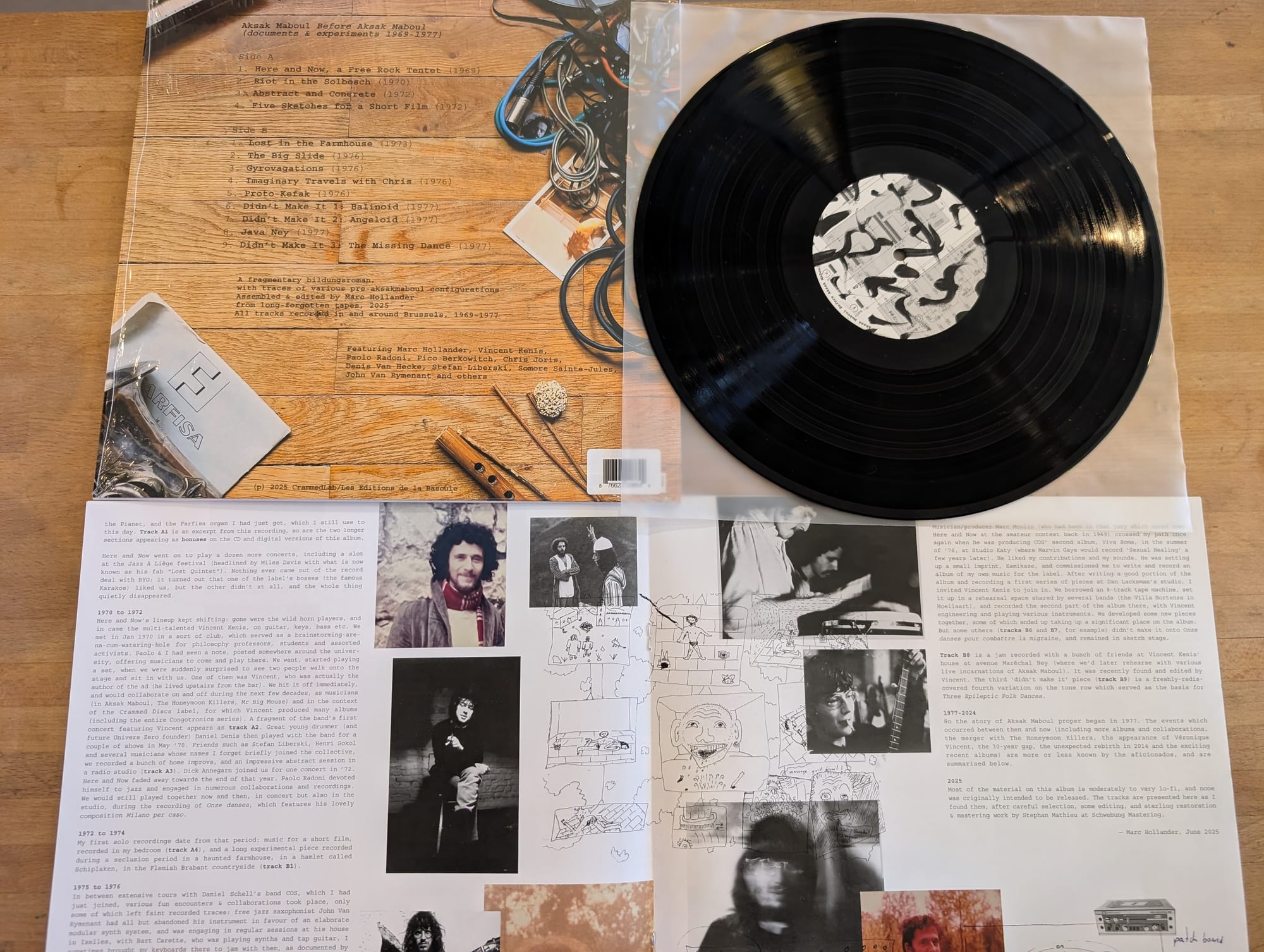 Contents of Aksak Maboul.