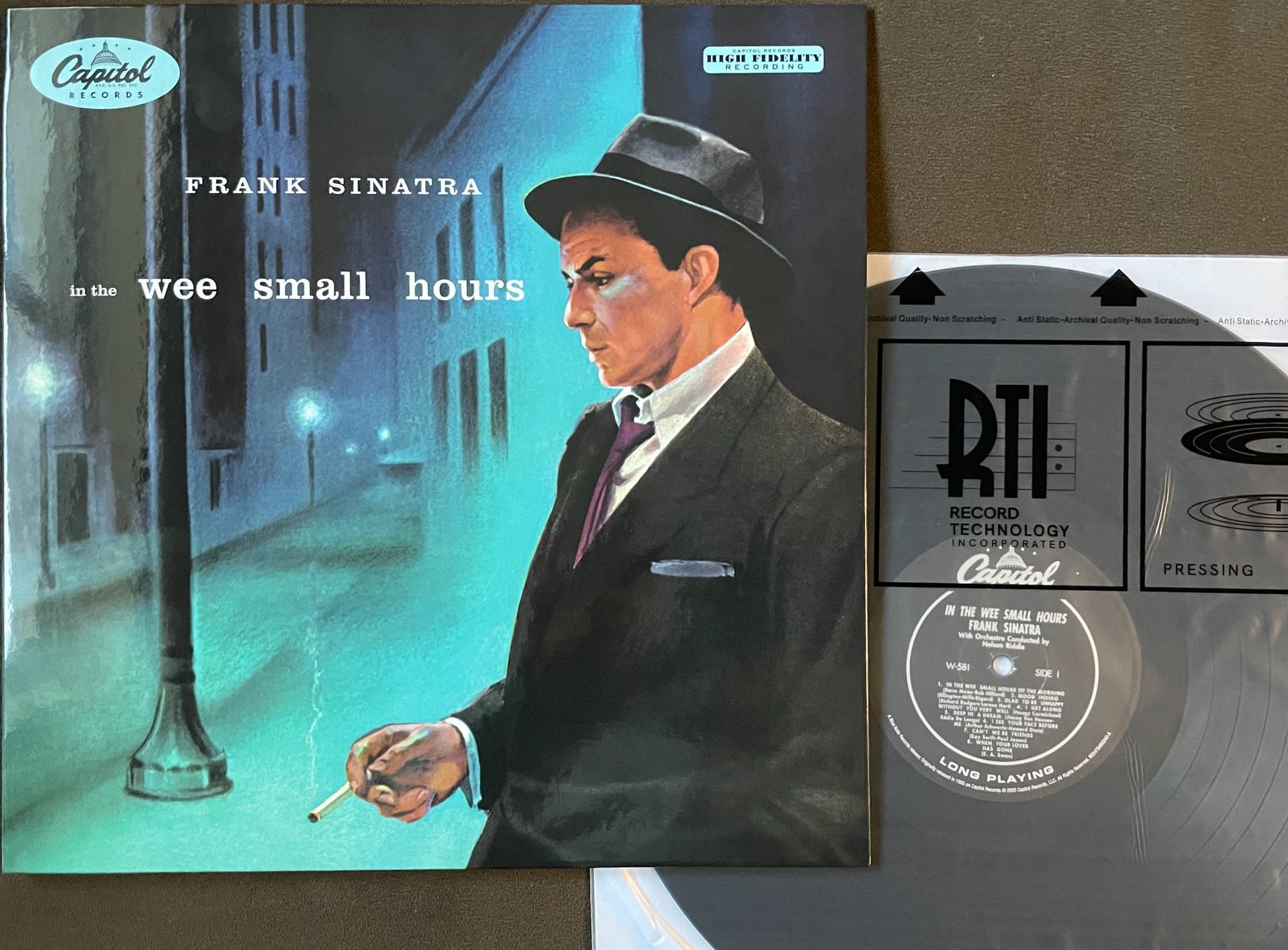 Cover art for Frank Sinatra.