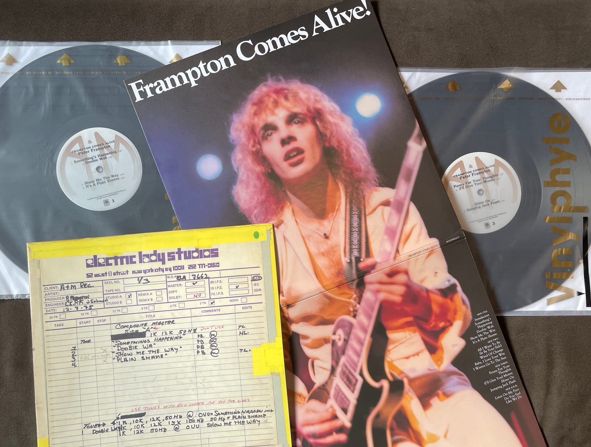Contents of the Vinylphyle edition of Frampton Comes Alive!