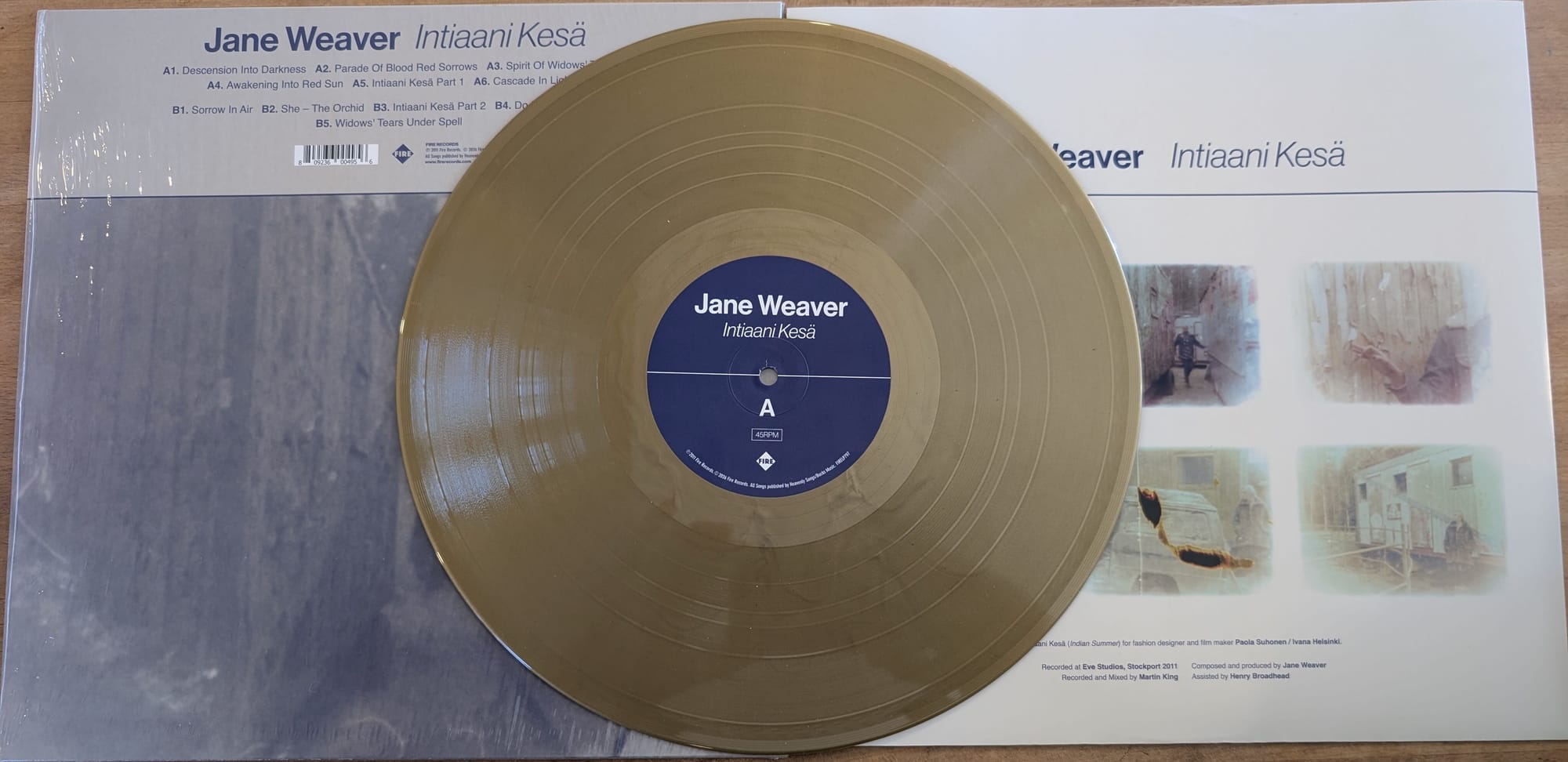 Back cover, disc, and inner sleeve for Jane Weaver.