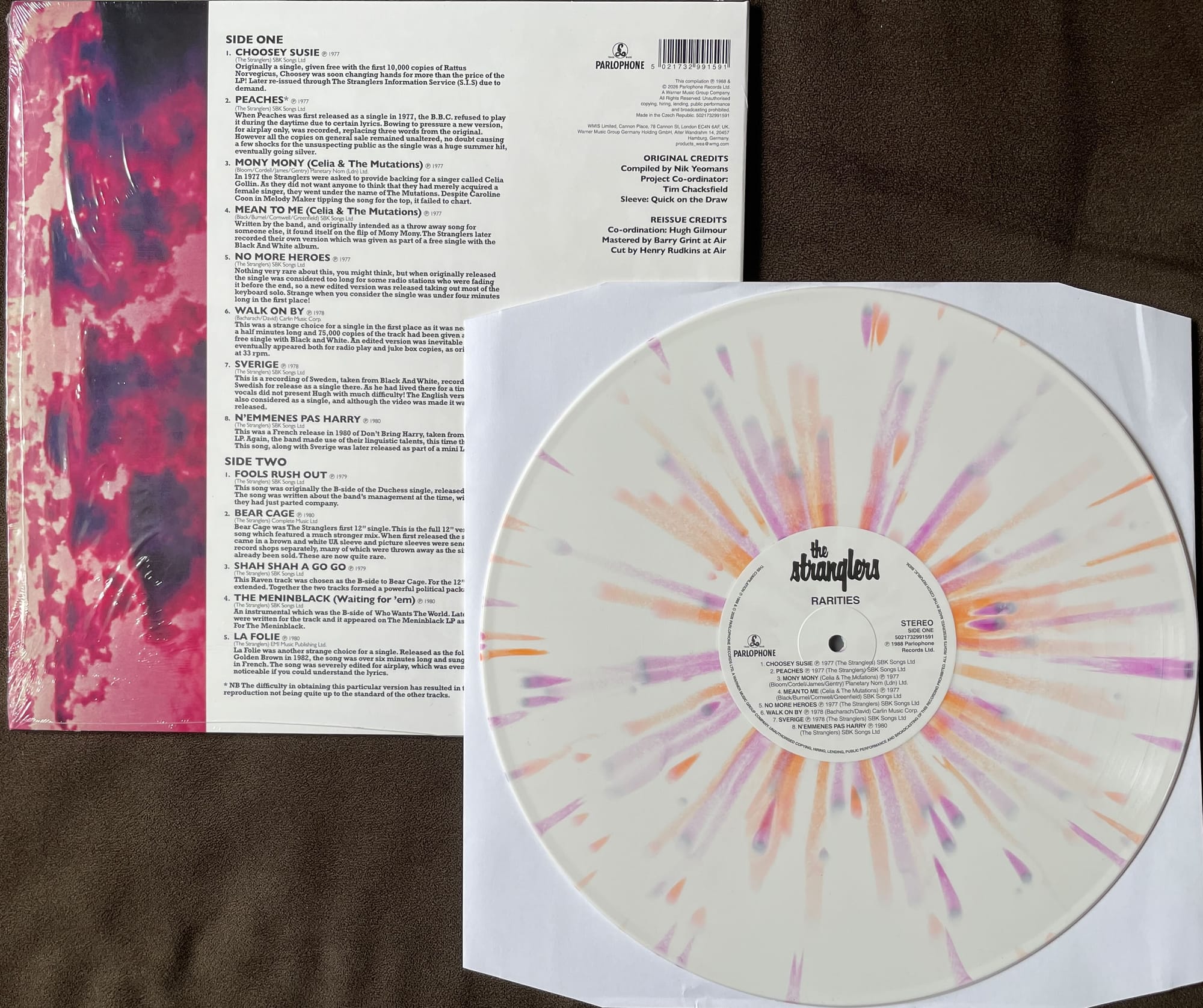 Back cover and disc for the Stranglers.