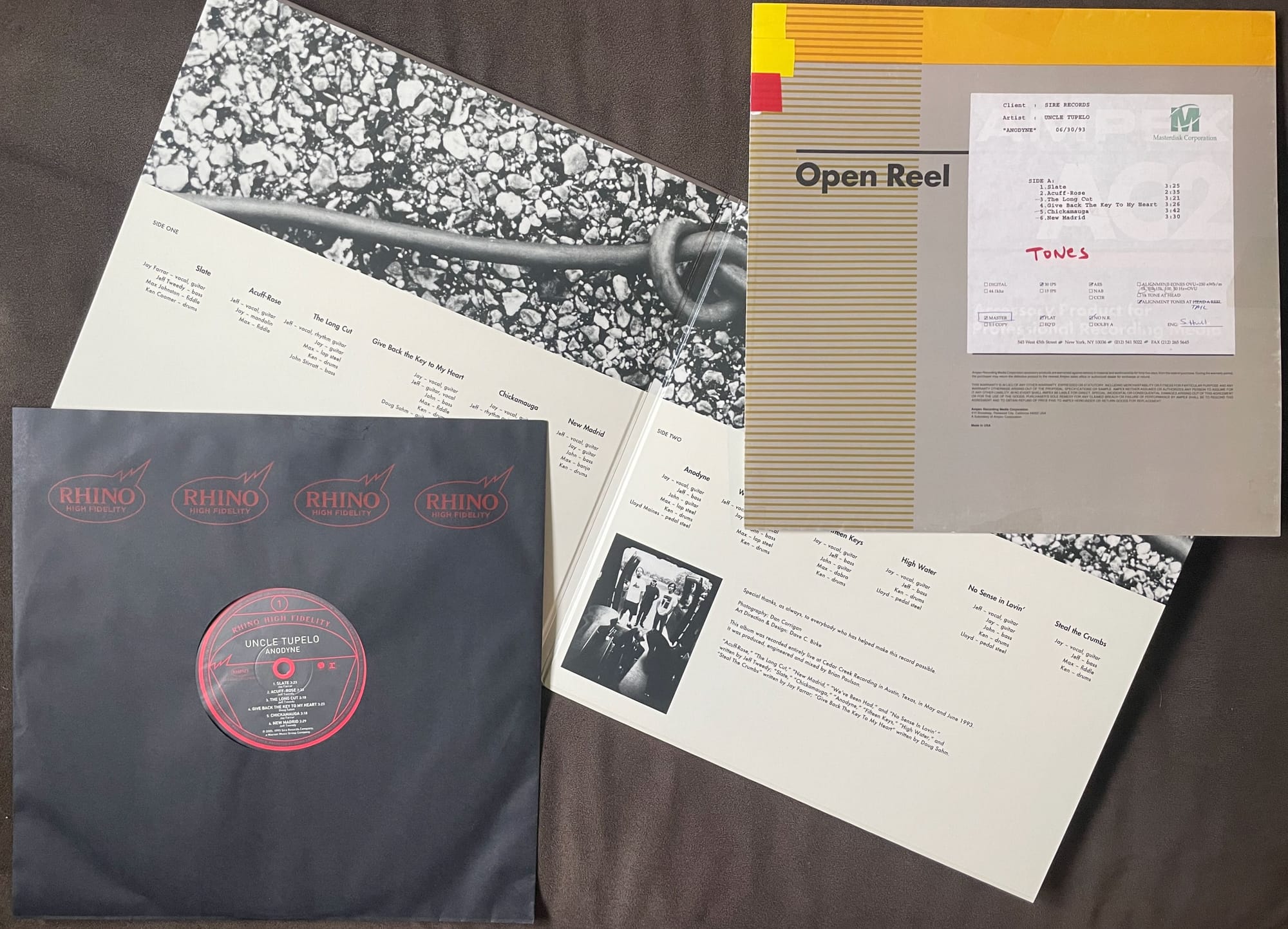 Inner gatefold, insert, and disc for Uncle Tupelo.