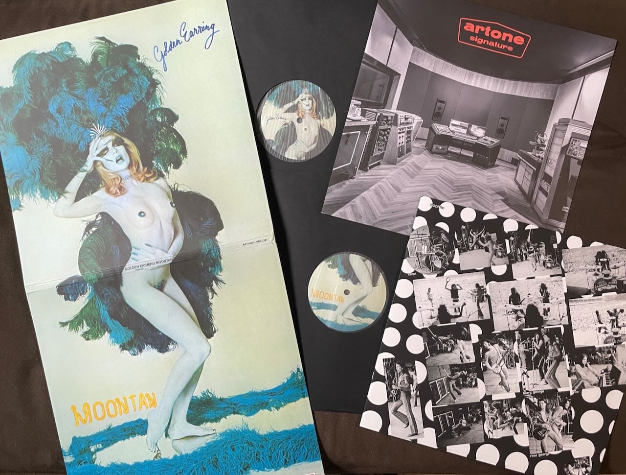 Cover, discs, and inserts for Golden Earring.