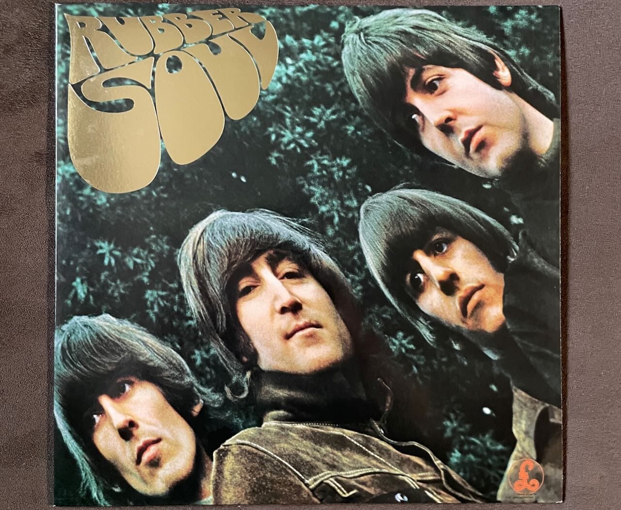 Front cover of the remix album.