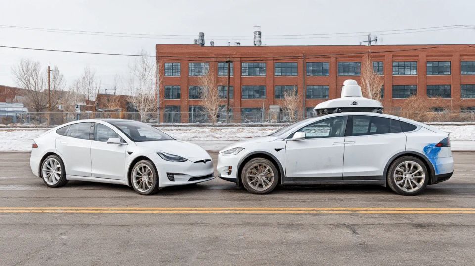 La Tesla è rovinata oppure no? Lo status delle Auto a Guida Autonoma (FSD)